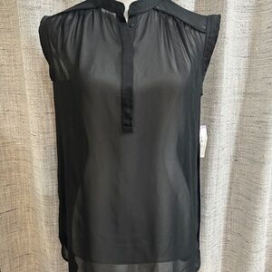 🔺$10 each or 3/$24🔻

NWT a.n.a sheer blouse size PS